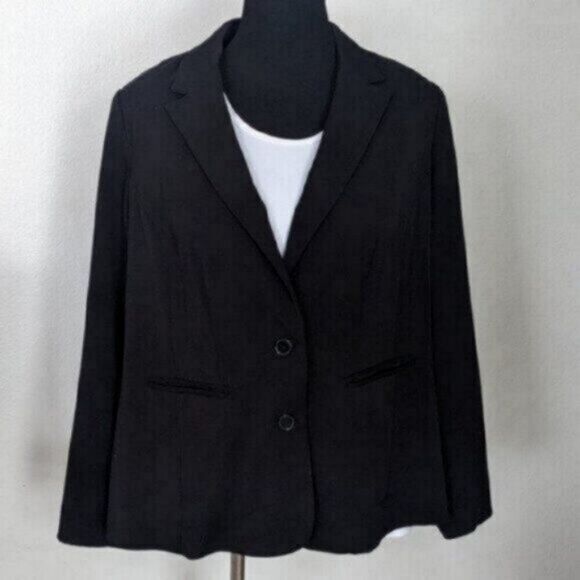 Lane Bryant Jackets & Blazers - Lane Bryant Black 3 button Jacket VGC